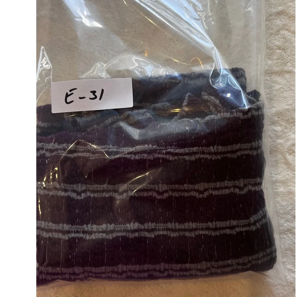 Free People NWT Plum Prune Textured Striped Stretch High Rise Shorts Size 4 - Picture 9 of 9